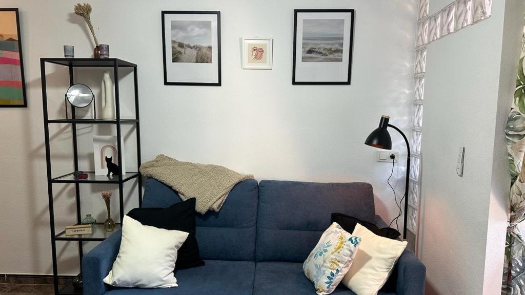 Playa De Los Naufragos Cozy Apartment With Pool 托雷维耶哈 外观 照片